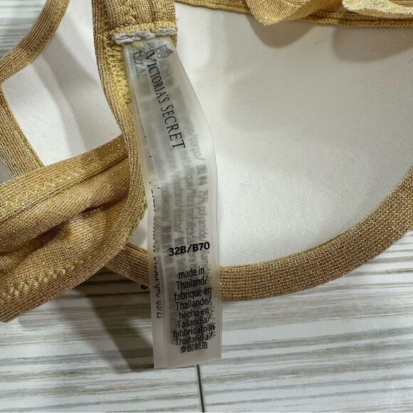 VICTORIA’S SECRET GOLD SHIMMER RUFFLE TRIM HALTER BIKINI TOP & BOTTOM‎ SET 32B/S - Picture 6 of 9
